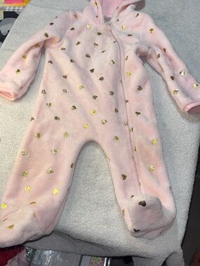 Source Unknown Pink Hooded Footed One-Piece with Gold Heart Details